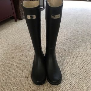 Black hunter boots, women size 10F/9M